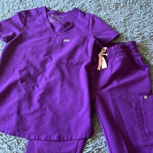 🌟 Figs scrub set 🌟